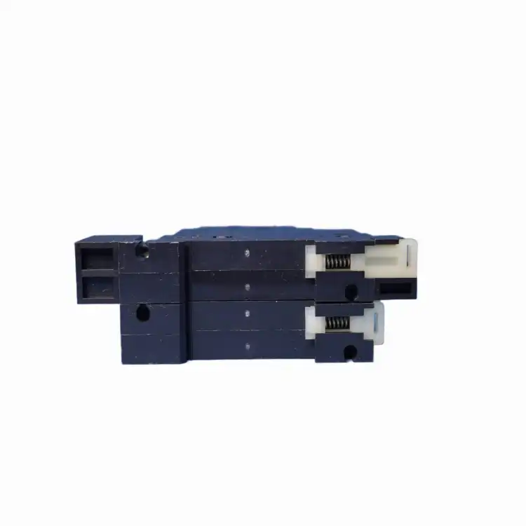IDEC-NH1V2111F-Ochrona-obwodu-6