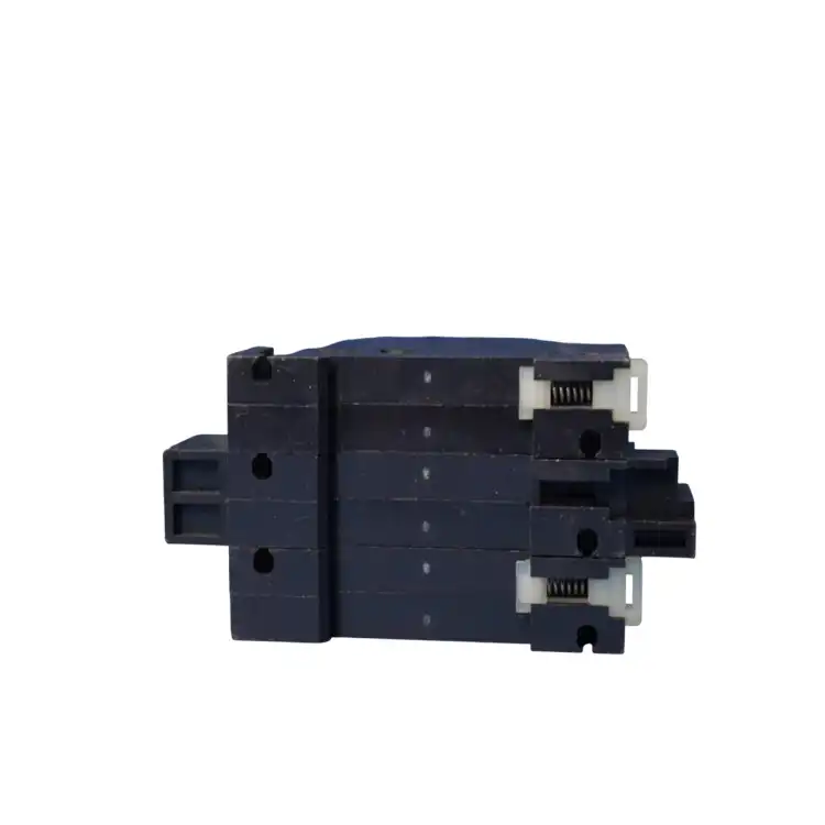 IDEC-NH1V3111F-Ochrona-obwodu-5