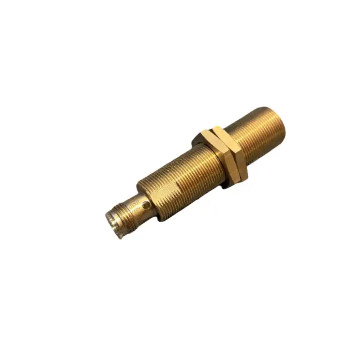 OMRON-E2A-M18LS08-M1-C2-Czujnik-indukcyjny-12-24-VDC-2
