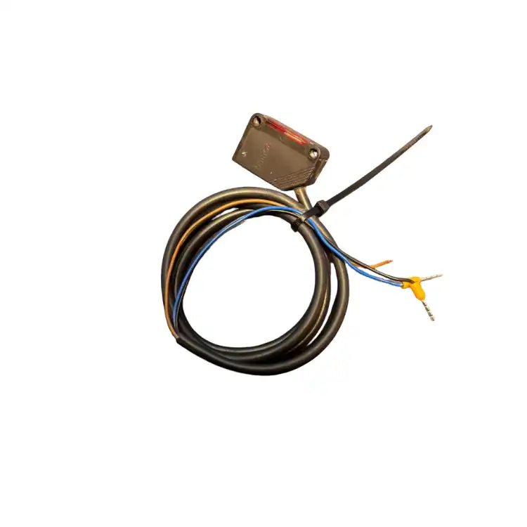 OMRON-E3Z-R81-Czujnik-fotoelektryczny